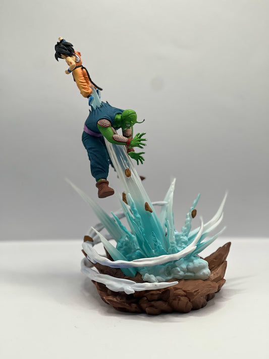 GOKU VS JUNIOR CON LED 22CM