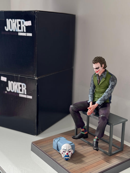 Action Figure Joker 28cm Con Box