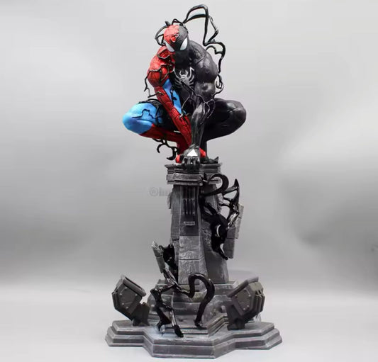 SPIDERMAN VENOM SYMBIOTE 40CM CON LED