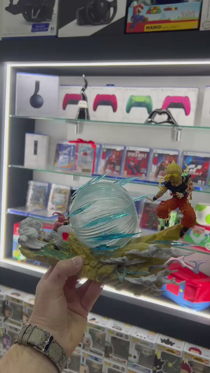 GOKU VS MAJIN BU "SFERA GENKIDAMA" 23CM